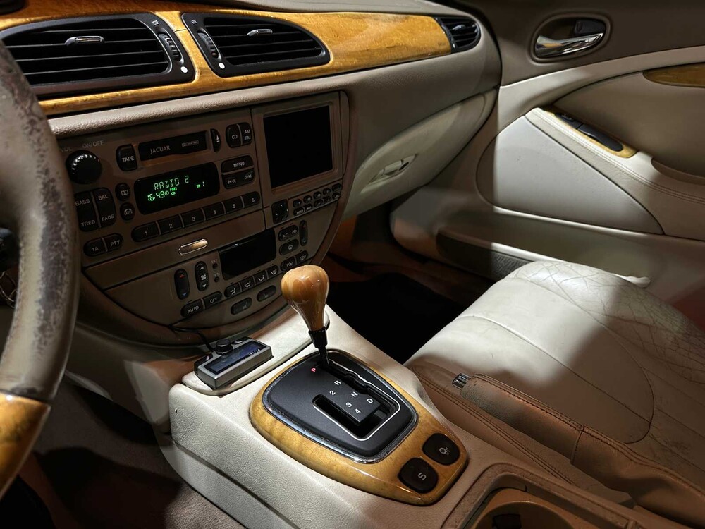 Jaguar S-Type 4.0 V8 276PS 1999, ZG-BZ-61