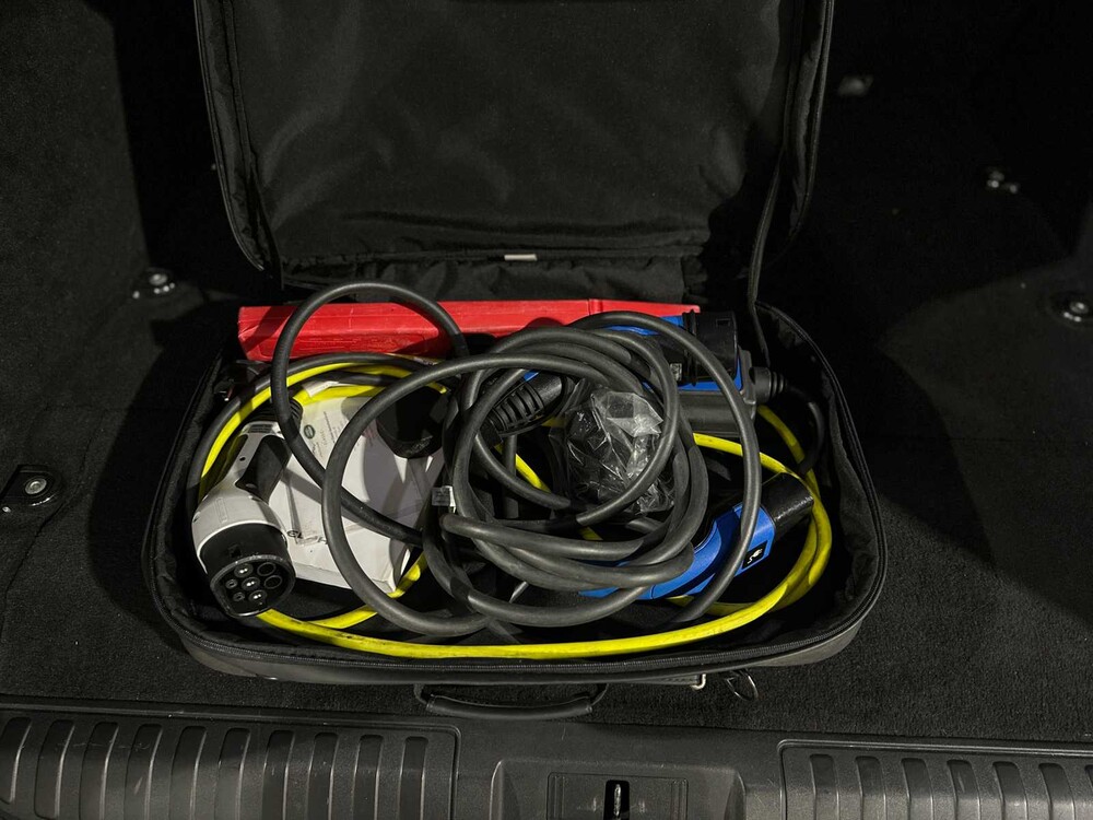 Land Rover Range Rover Sport 2.0 P400e Autobiography Dynamic 404pk 2020 Plug-In Hybrid, N-703-KP