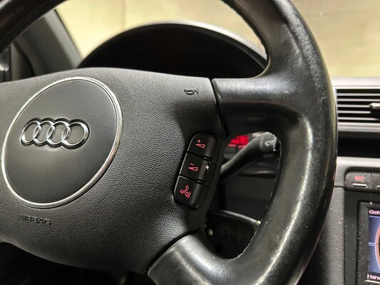 Audi S4 Avant 4.2 V8 Quattro B6 344pk 2004, 49-ZJ-ZJ