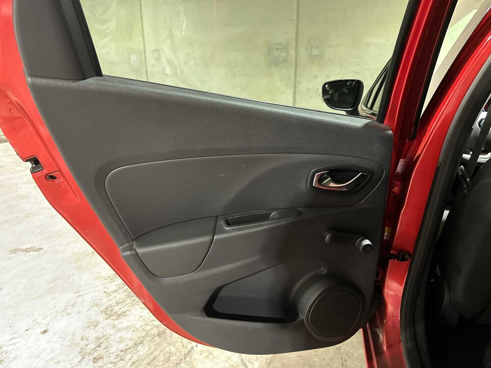 Renault Clio Kombi 0.9 TCe Limited 90PS 2017, NZ-183-R