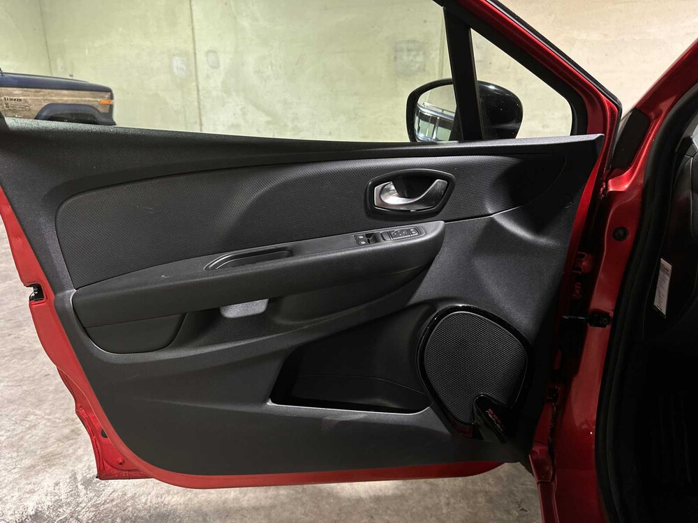 Renault Clio Kombi 0.9 TCe Limited 90PS 2017, NZ-183-R