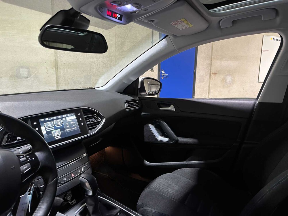 Peugeot 308 SW 1.2 e-THP Allure 131PS 2014 (Automatik), 6-ZDS-85