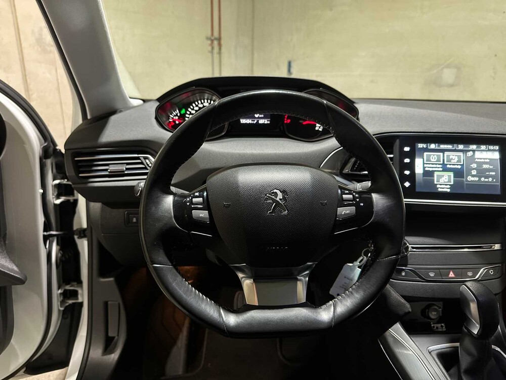 Peugeot 308 SW 1.2 e-THP Allure 131PS 2014 (Automatik), 6-ZDS-85