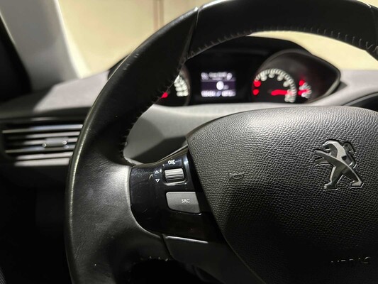 Peugeot 308 SW 1.2 e-THP Allure 131PS 2014 (Automatik), 6-ZDS-85