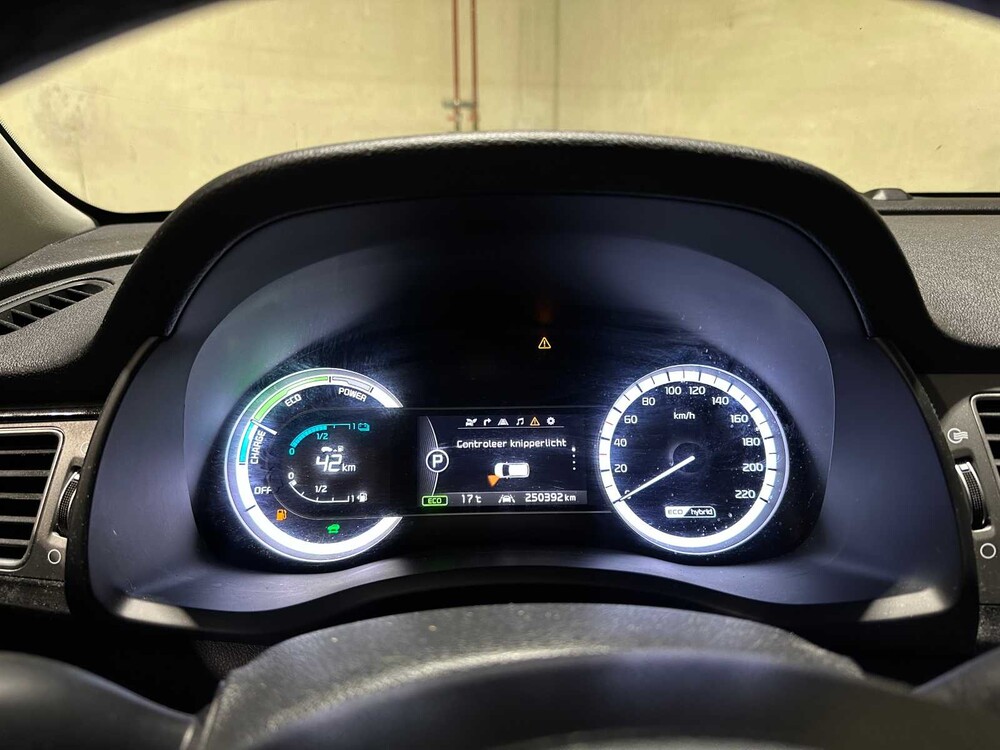 Kia Niro 1.6 GDi Hybrid DynamicLine 105PS 2017, PV-933-T