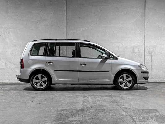 Volkswagen Touran 1.4 TSI Optive DSG 140pk 2007, 59-TR-BR Youngtimer