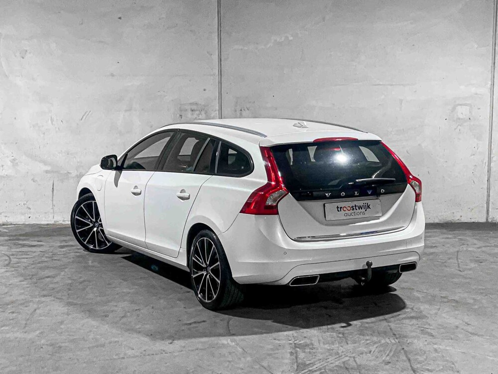 Volvo V60 2.4 D5 Twin Engine Special Edition 215PS 2015, GZ-344-N
