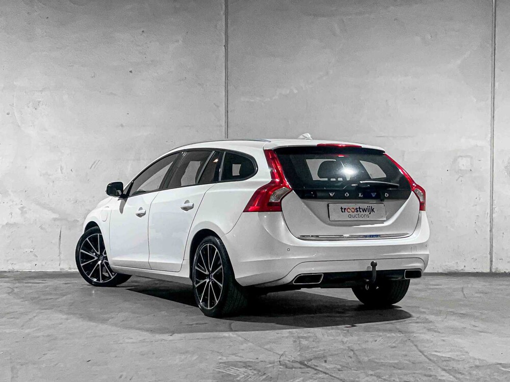 Volvo V60 2.4 D5 Twin Engine Special Edition 215PS 2015, GZ-344-N