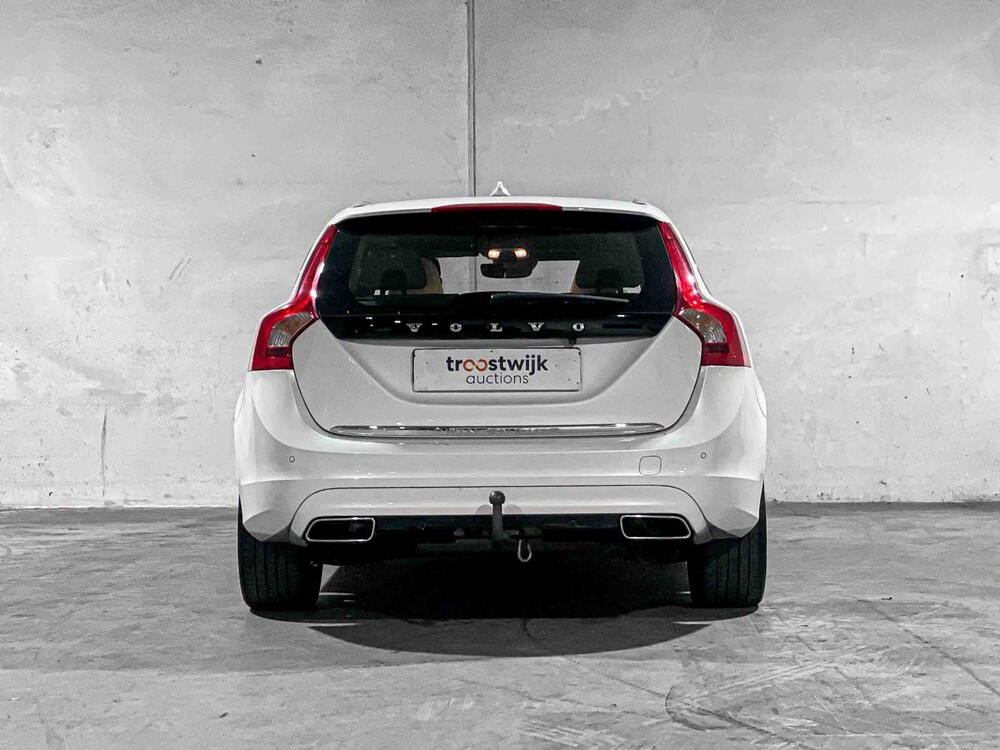 Volvo V60 2.4 D5 Twin Engine Special Edition 215PS 2015, GZ-344-N