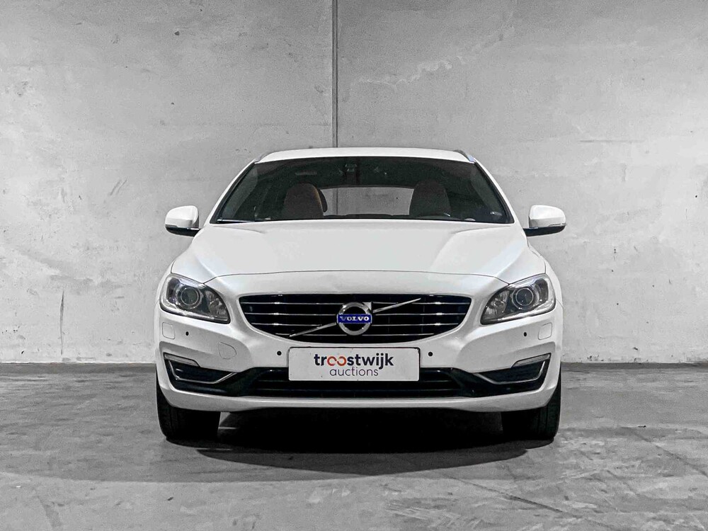 Volvo V60 2.4 D5 Twin Engine Special Edition 215PS 2015, GZ-344-N