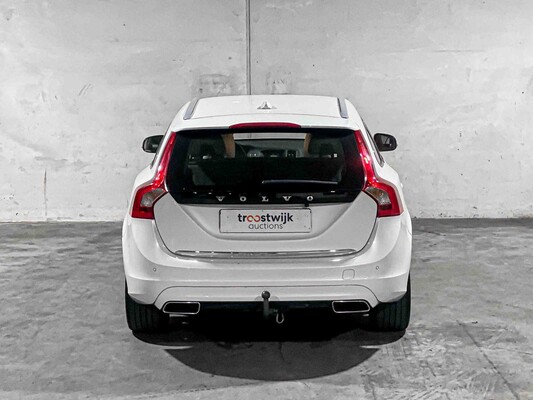 Volvo V60 2.4 D5 Twin Engine Special Edition 215pk 2015, GZ-344-N