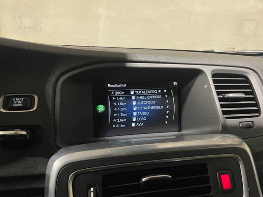 Volvo V60 2.4 D5 Twin Engine Special Edition 215pk 2015, GZ-344-N