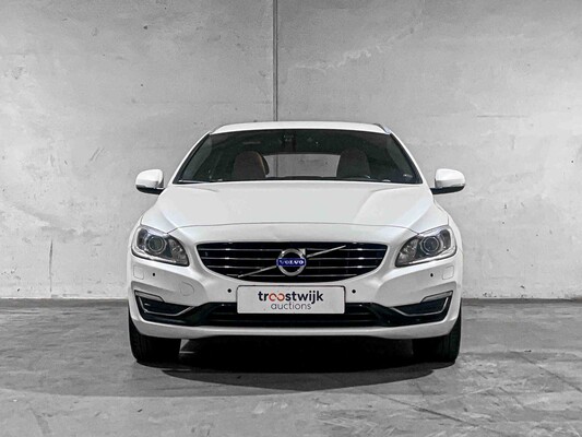 Volvo V60 2.4 D5 Twin Engine Special Edition 215PS 2015, GZ-344-N