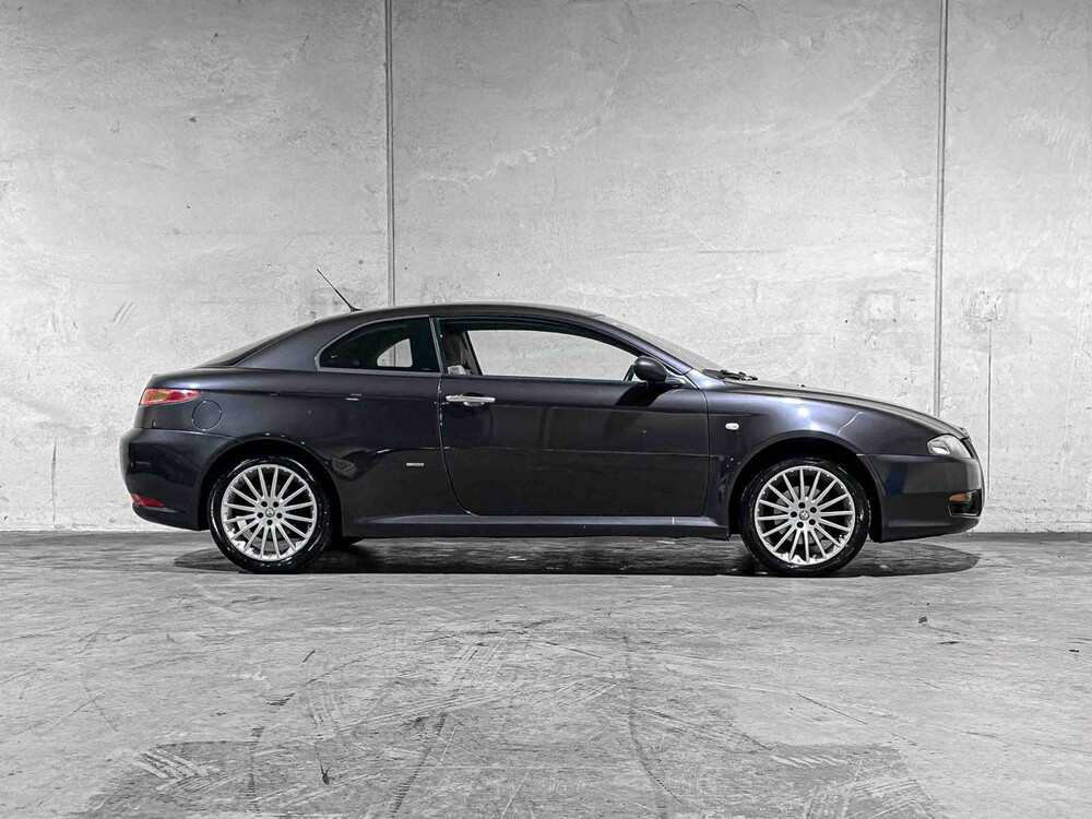 Alfa Romeo GT 2.0 JTS Collezione 166PS 2006, 91-TH-LT Youngtimer