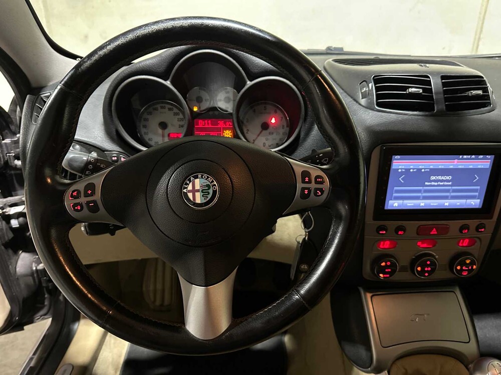 Alfa Romeo GT 2.0 JTS Collezione 166PS 2006, 91-TH-LT Youngtimer