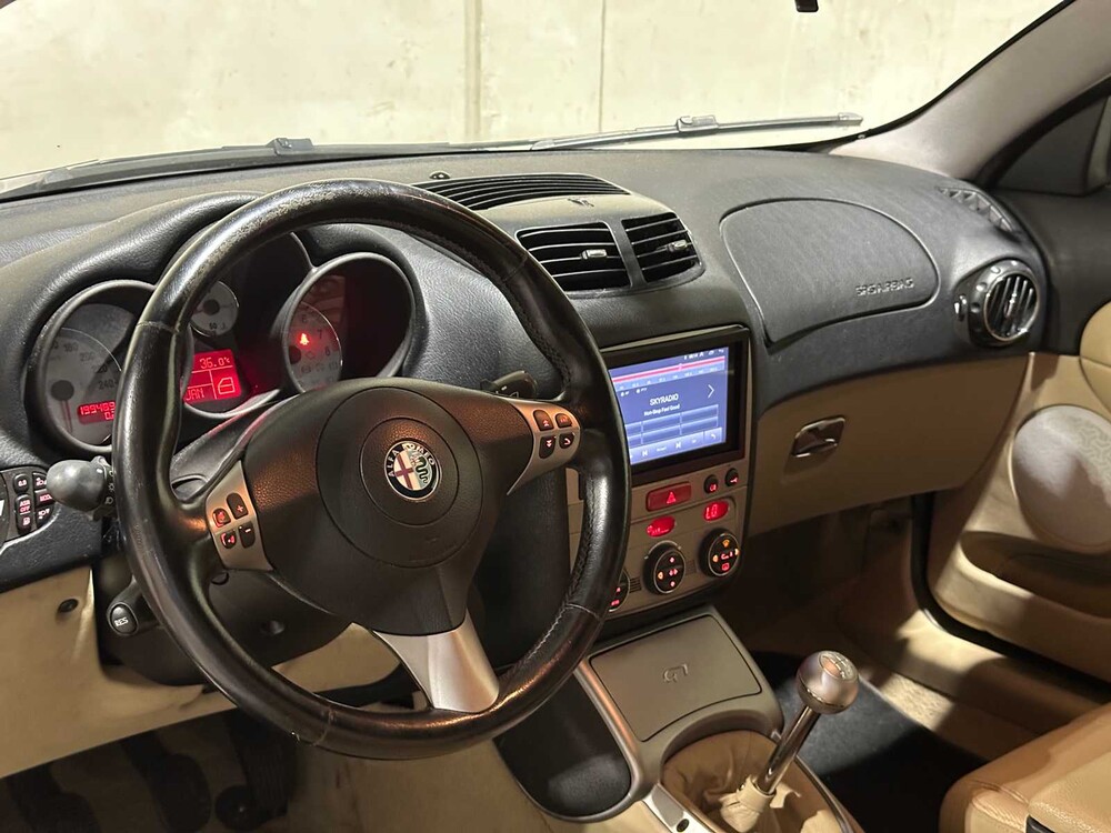 Alfa Romeo GT 2.0 JTS Collezione 166PS 2006, 91-TH-LT Youngtimer