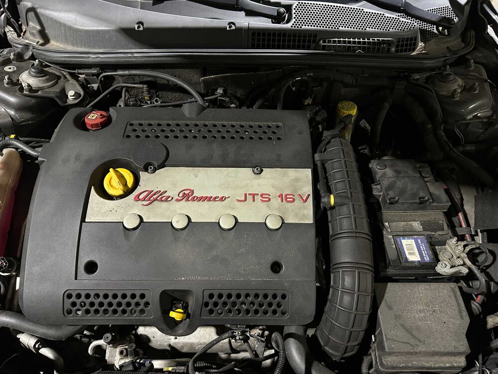 Alfa Romeo GT 2.0 JTS Collezione 166PS 2006, 91-TH-LT Youngtimer