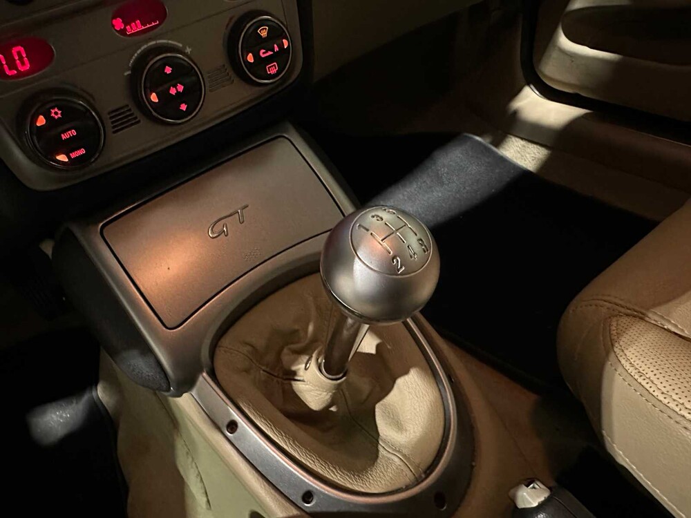 Alfa Romeo GT 2.0 JTS Collezione 166PS 2006, 91-TH-LT Youngtimer