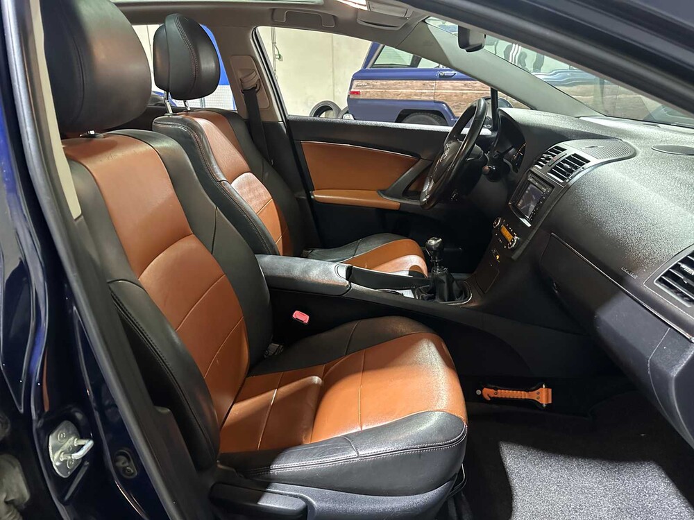 Toyota Avensis Kombi 1.8 VVTi Panoramic 147PS 2009, 17-JRJ-6 Youngtimer