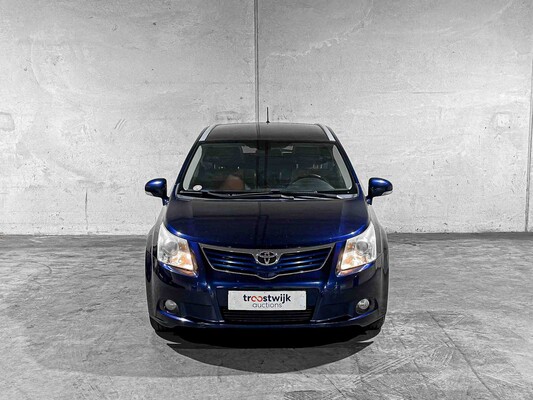 Toyota Avensis Wagon 1.8 VVTi Panoramic 147pk 2009, 17-JRJ-6 Youngtimer