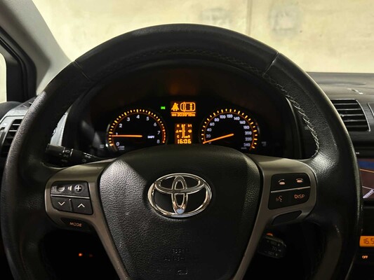 Toyota Avensis Wagon 1.8 VVTi Panoramic 147pk 2009, 17-JRJ-6 Youngtimer