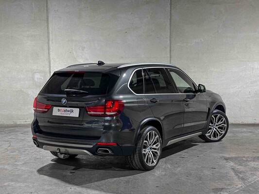 BMW X5 xDrive40d High Executive 313pk 2015, 4-ZGF-08