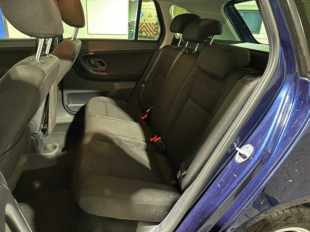 Skoda Fabia Kombi 1.2 TSI Tour 86PS 2012, 70-XVD-5