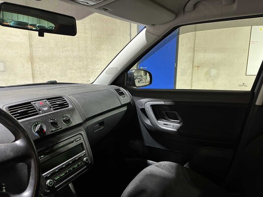 Skoda Fabia Kombi 1.2 TSI Tour 86PS 2012, 70-XVD-5