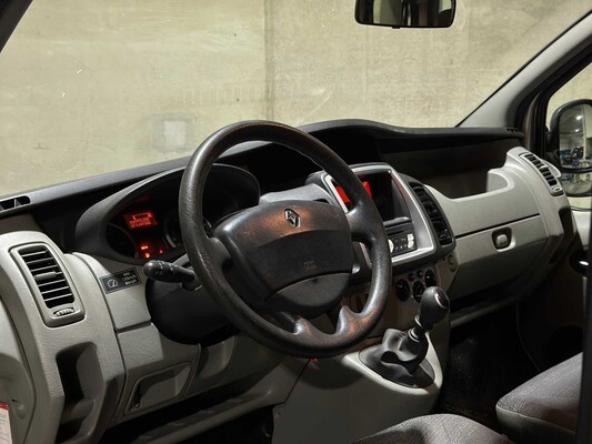 Renault Trafic Beifahrer 2.0 dCi T27 Authentique 9-Sitzer 90PS 2011, 53-RTV-9