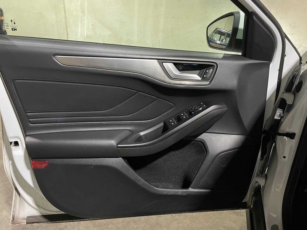 Ford Focus 1.0 EcoBoost Titanium Business 125PS 2020, H-428-VR