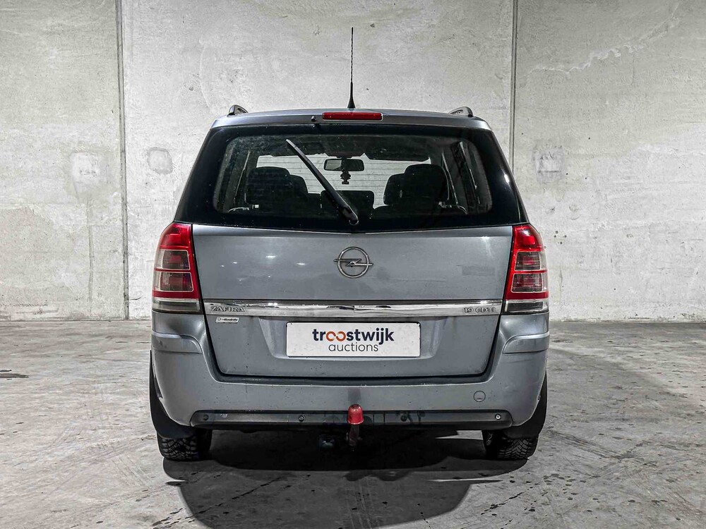 Opel Zafira 1.9 CDTi Enjoy 7-Personen 120PS 2005, P-660-PX