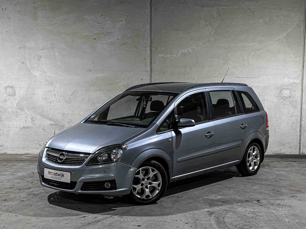 Opel Zafira 1.9 CDTi Enjoy 7-Personen 120PS 2005, P-660-PX