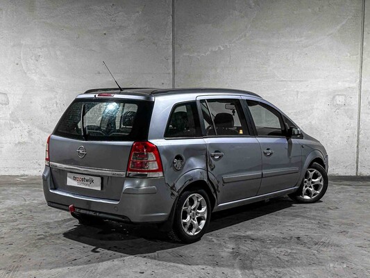 Opel Zafira 1.9 CDTi Enjoy 7-Personen 120PS 2005, P-660-PX