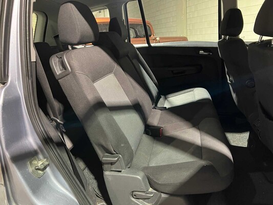 Opel Zafira 1.9 CDTi Enjoy 7-Personen 120PS 2005, P-660-PX