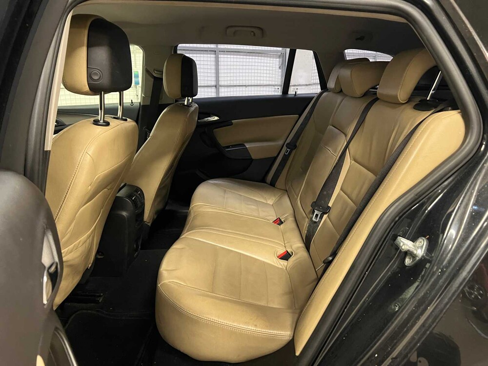 Opel Insignia Sports Tourer 1.4 T EcoFlex Edition 140PS 2012 (Original-NL), 86-XLB-3