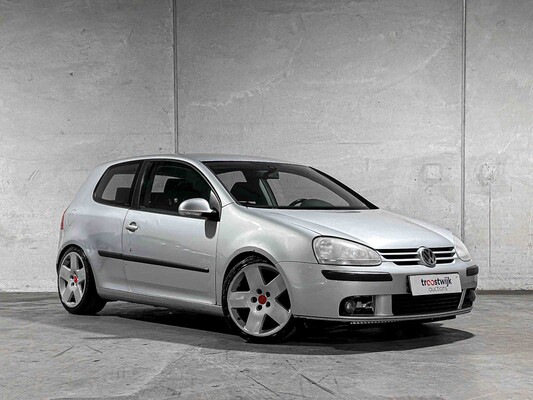 Volkswagen Golf 1.6 FSI Comfortline 116PS 2005, 01-PZ-RK