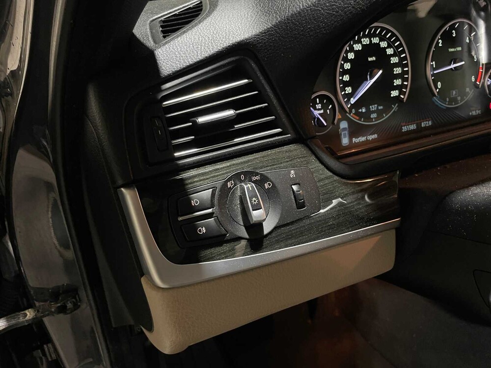 BMW 530d Touring Upgrade Edition 258PS 2013 5er, 60-ZLD-1