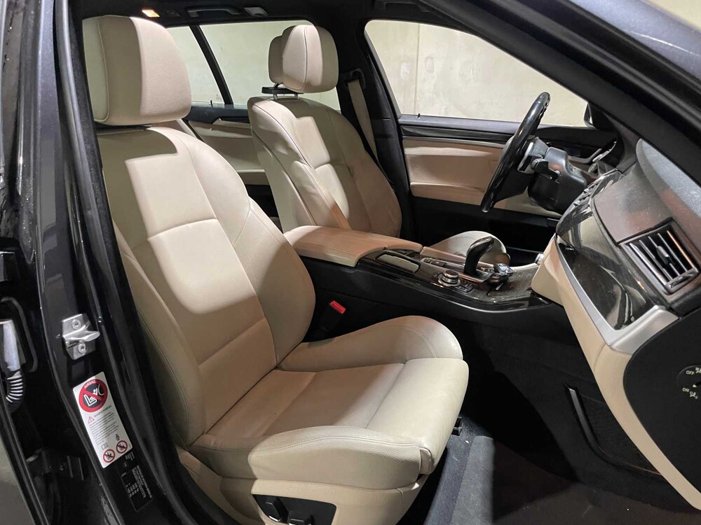 BMW 530d Touring Upgrade Edition 258PS 2013 5er, 60-ZLD-1