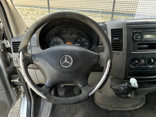 Mercedes-Benz Sprinter 313 2.2 CDI 366 DC 7-Persoons 129pk 2010, 9-VKB-64 Bedrijfswagen Bakwagen
