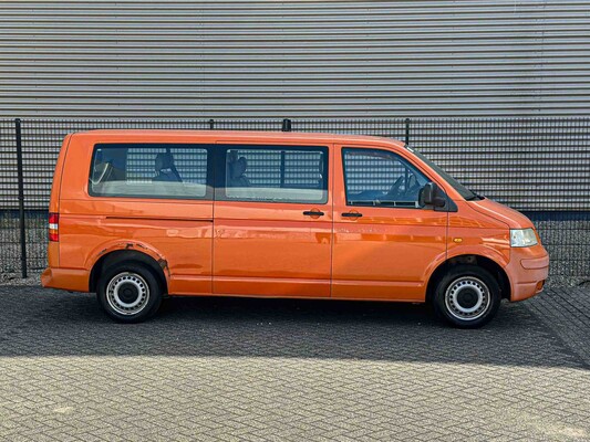 Volkswagen Transporter Kombi 1.9 TDI 340 Comf.l. 9-Persoons 86pk 2006, 69-TP-GN