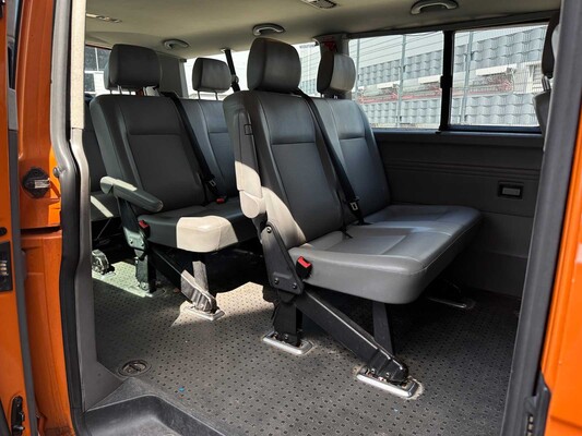 Volkswagen Transporter Kombi 1.9 TDI 340 Comf.l. 9-Persoons 86pk 2006, 69-TP-GN