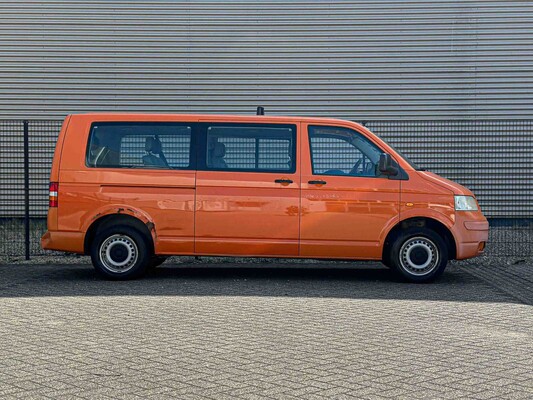Volkswagen Transporter Kombi 1.9 TDI 340 Comf.l. 9-Persoons 86pk 2006, 69-TP-GN