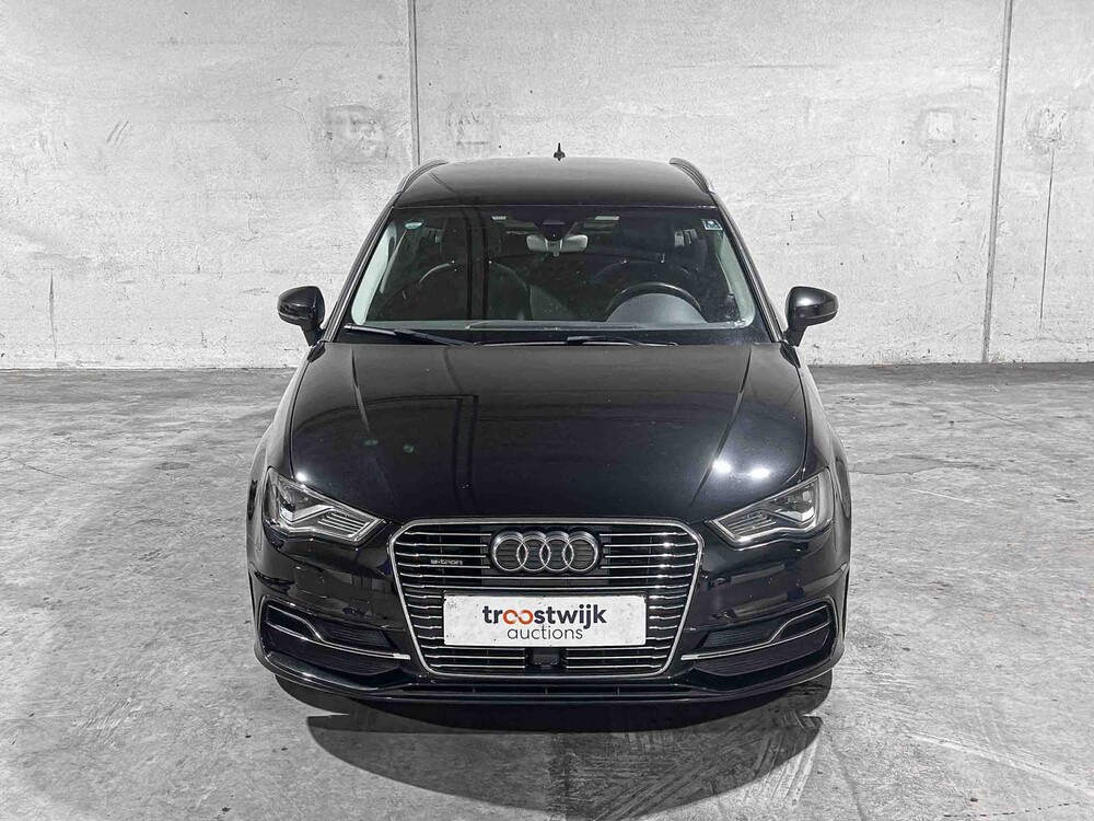 Audi A3 Sportback 1.4 e-tron Attraction 150PS 2015, HL-741-R