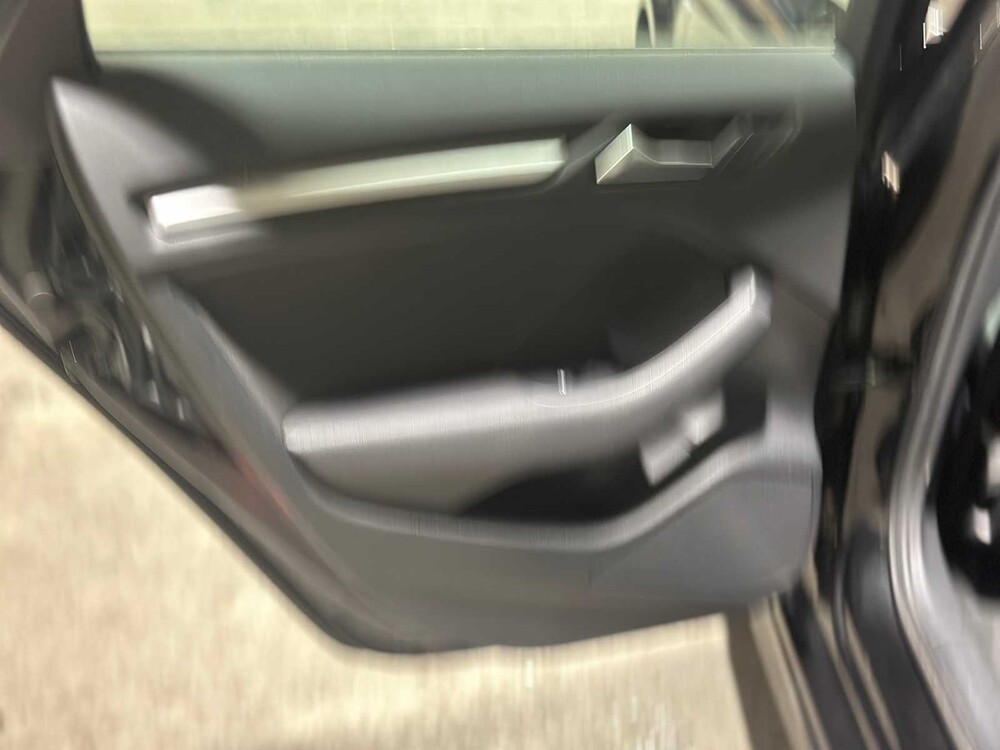 Audi A3 Sportback 1.4 e-tron Attraction 150PS 2015, HL-741-R