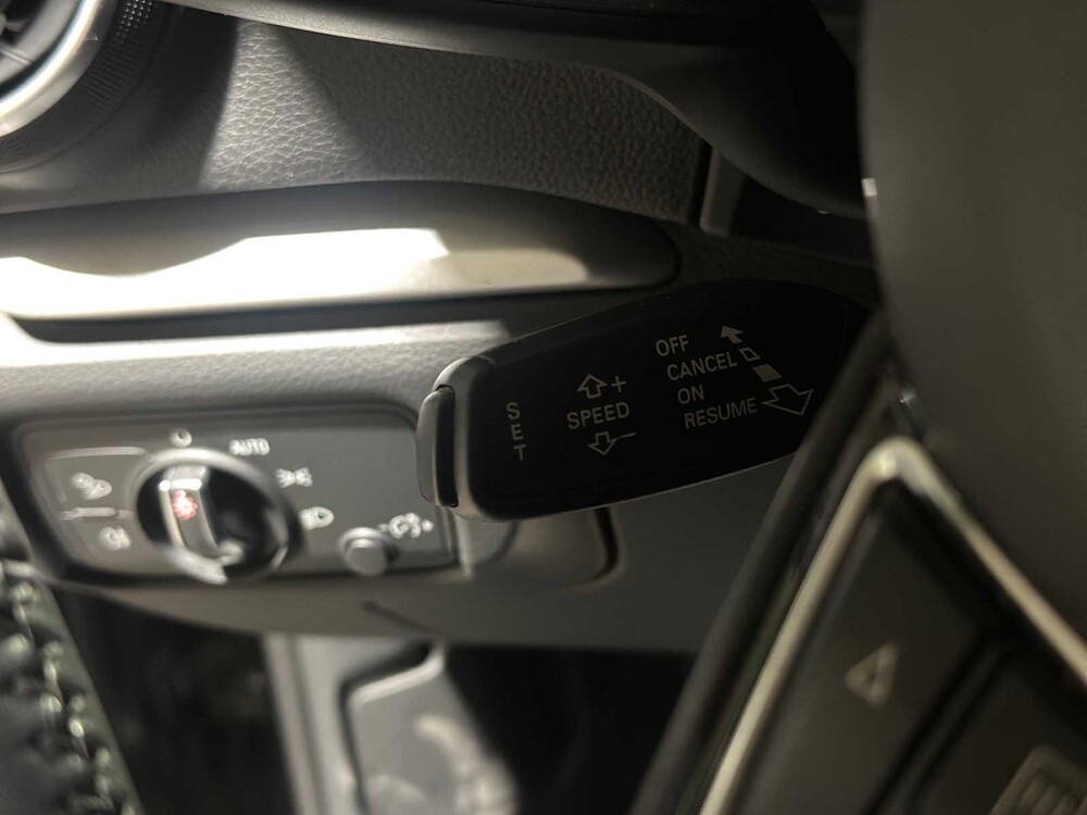 Audi A3 Sportback 1.4 e-tron Attraction 150PS 2015, HL-741-R