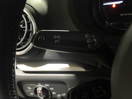 Audi A3 Sportback 1.4 e-tron Attraction 150PS 2015, HL-741-R