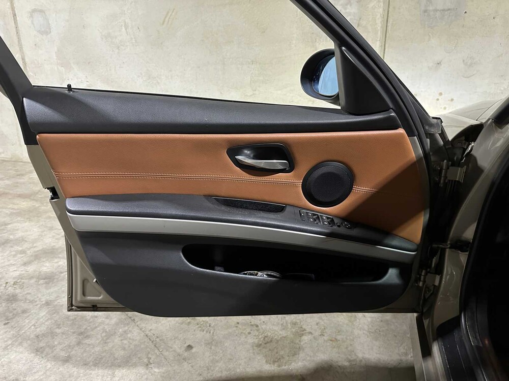 BMW 320i Touring High Executive 170PS 2008 3er, 56-GFT-7