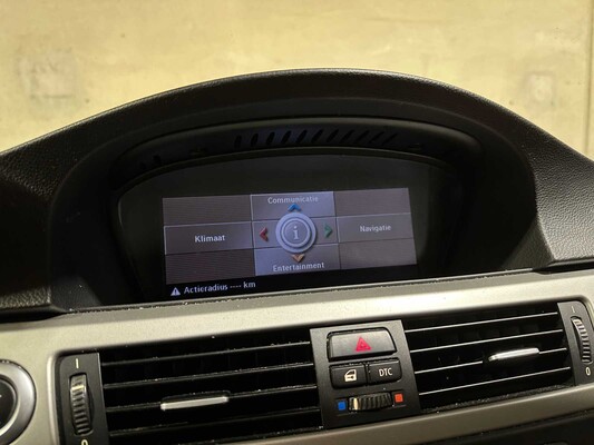 BMW 320i Touring High Executive 170pk 2008 3-serie, 56-GFT-7