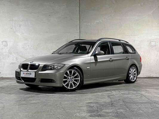 Pkw und Nutzfahrzeuge in Tiel