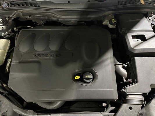 Volvo C70 Convertible 2.0D Summum 136pk 2010, JV-433-G